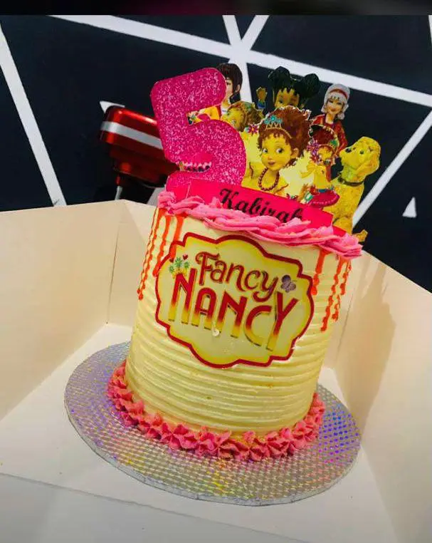 Mohcakes and confectioneries